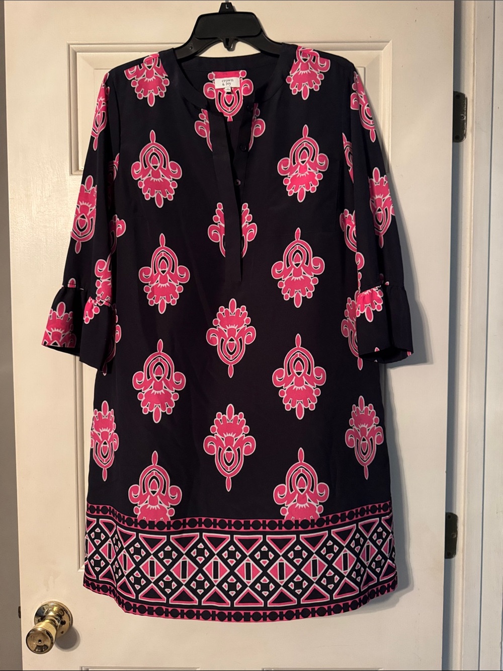 Crown and Ivy Dress Size 12 NWOT